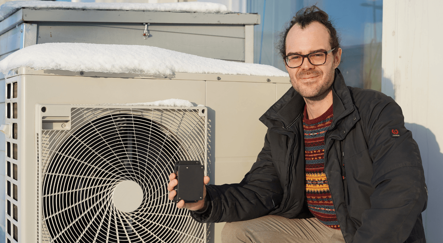 Co-founder Peter Gjøl Jensen with the CEDAR device